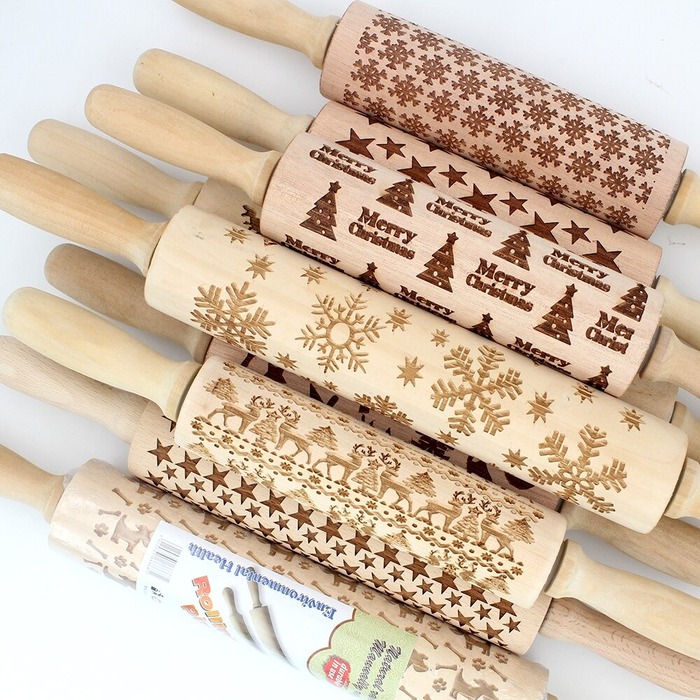 https://images.ohcanvas.com/ohcanvas_com/2022/10/27211423/Christmas-gift-ideas-for-grandma-8-Christmas-Embossing-Rolling.jpg