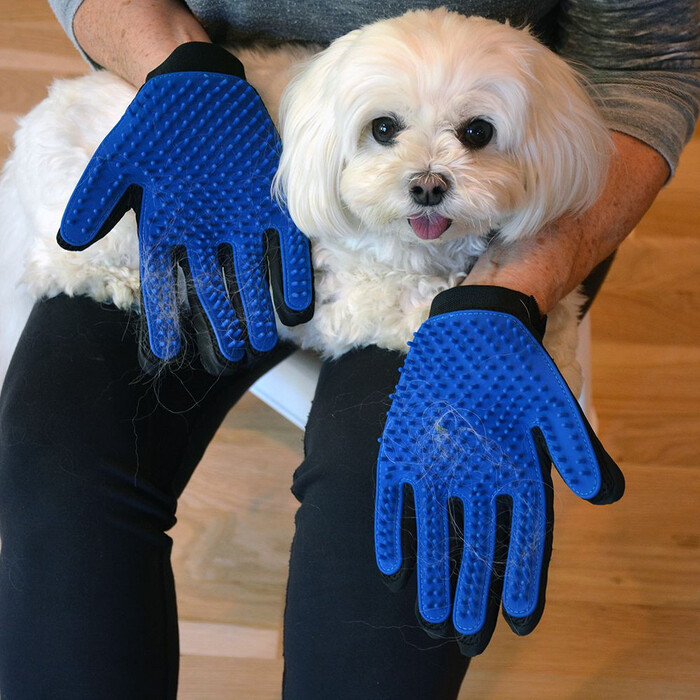 Pet Grooming Glove - Inexpensive Gifts For Dog Lovers