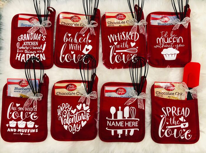 Personalized Potholder - Holiday Gift Ideas For Friends. Image Via Google.