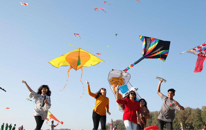 Let's Fly a Kite - Christmas gifts for friends. Image via Google.