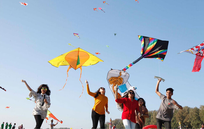 Let'S Fly A Kite - Christmas Gifts For Friends. Image Via Google.