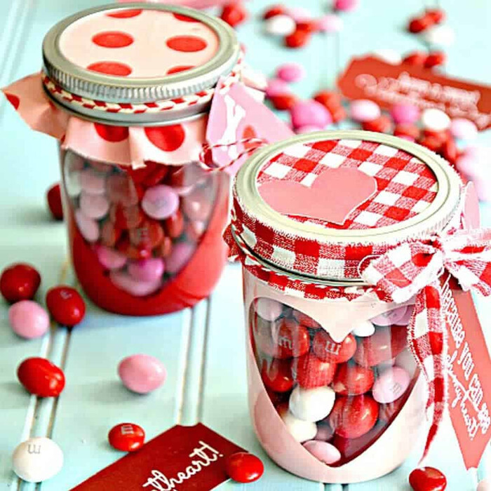 DIY Candy Jar Heart - homemade gifts for boyfriend