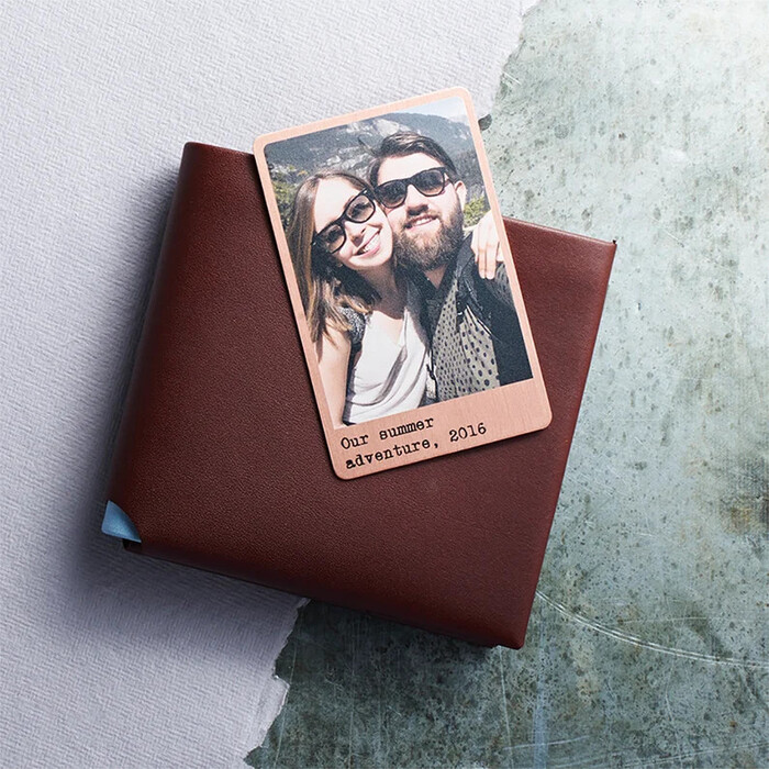 Photo Wallet Card - Christmas gift ideas for boyfriend. Image via Google.