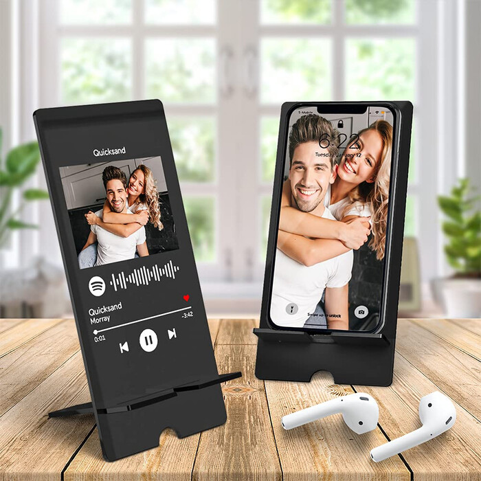  Customized Phone Stand - cheap Christmas gifts for boyfriend. Image via Google.