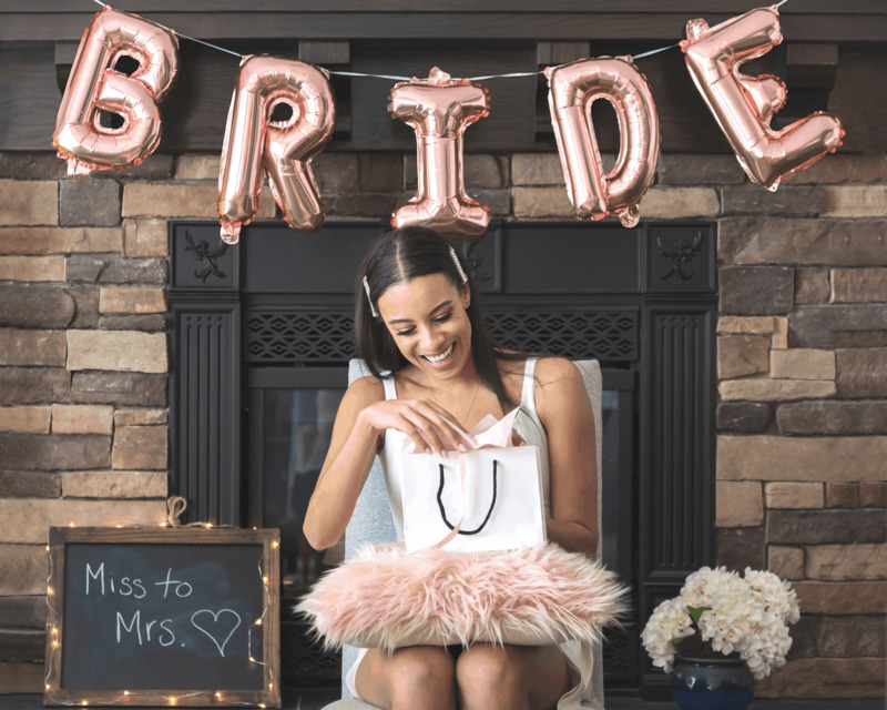 How to Organize Bridal Shower Gift Registry