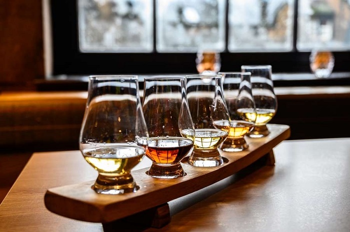 Whiskey Tasting: best gifts for man