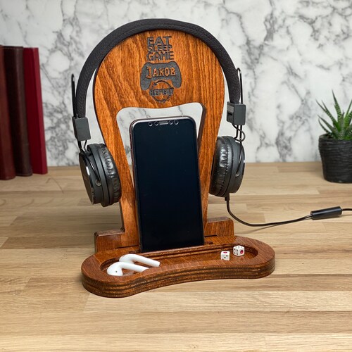 Personalized Headphone Stand - teenager easter basket gifts