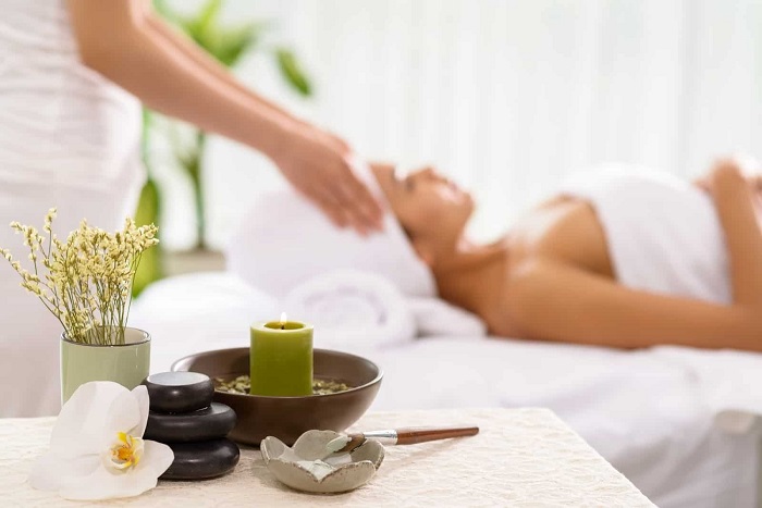 Day At The Spa Or Massage Is Great Gift For Retiring Doctor From Patient