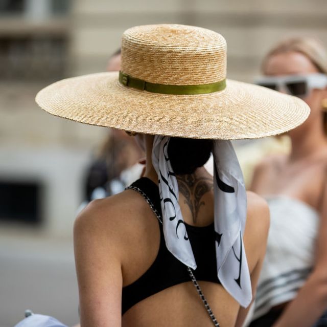 Fashion Straw Hat For Meaningful Gifts For Stepmom.