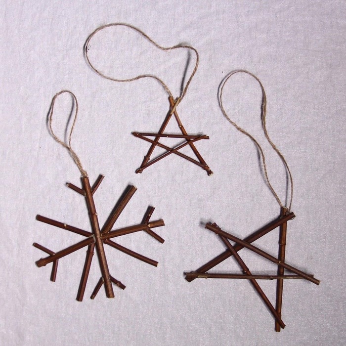Twig Ornaments - lovely Christmas decor ideas