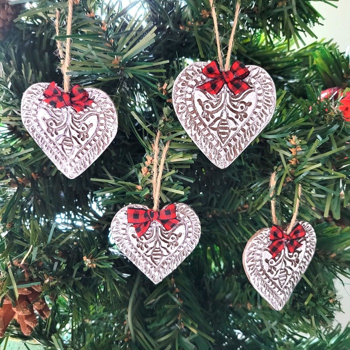 Stamped Clay Ornaments - Christmas decor ideas