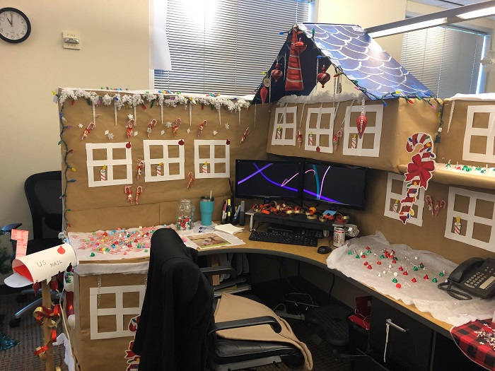 Gingerbread House for cubicle Christmas decorations. Image via Reddit.