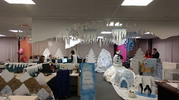 Magical Winter Land Cubicles for Christmas. Image via Pinterest.