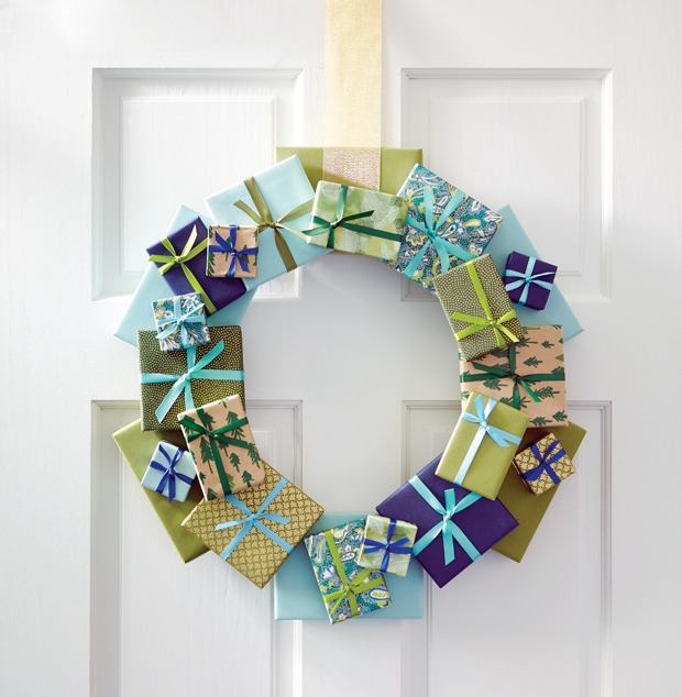 Wrapped Up Wreath for the office. Image via houseandhome.