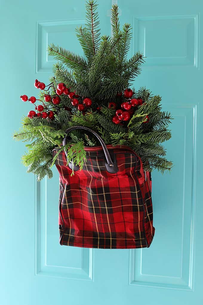 Upcycled plaid door hangers are adorable Christmas office decorations. Image via Pinterest.