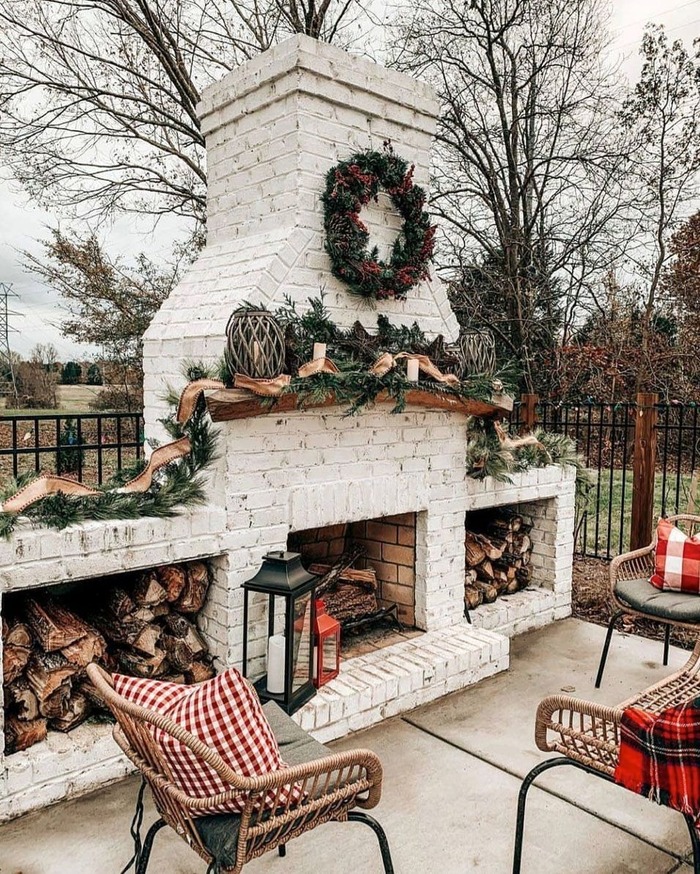 outdoor Christmas decorations ideas Decorate the Outdoor Fireplace