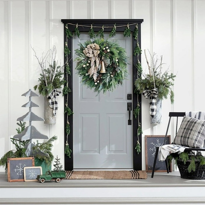 outdoor Christmas decorations ideas | Gorgeous Greens