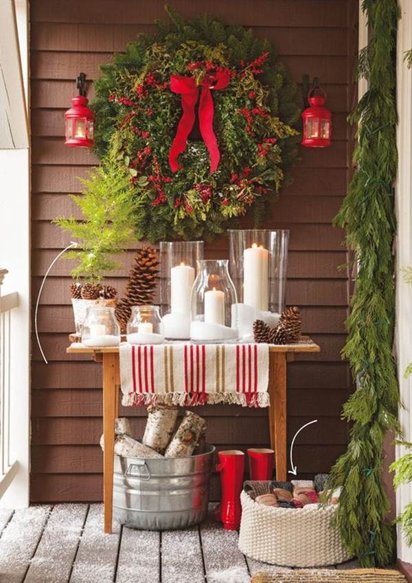 Christmas decorating ideas outside Pretty Porch Décor