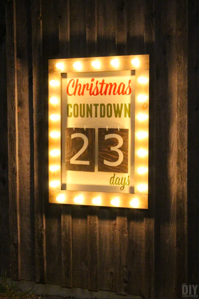outdoor Christmas decorations ideas DIY Christmas Countdown Marquee Sign