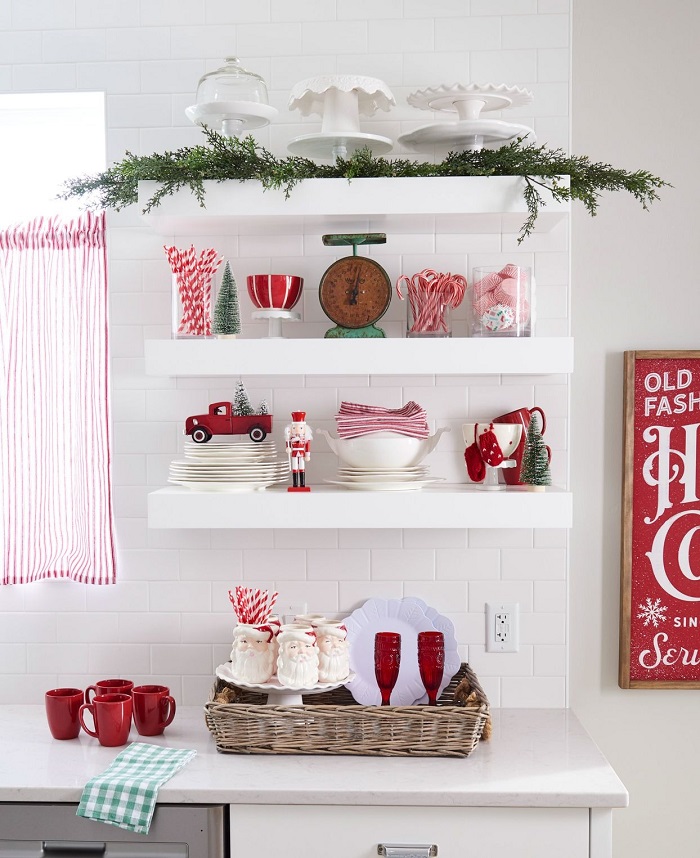 Display Christmas Shelf