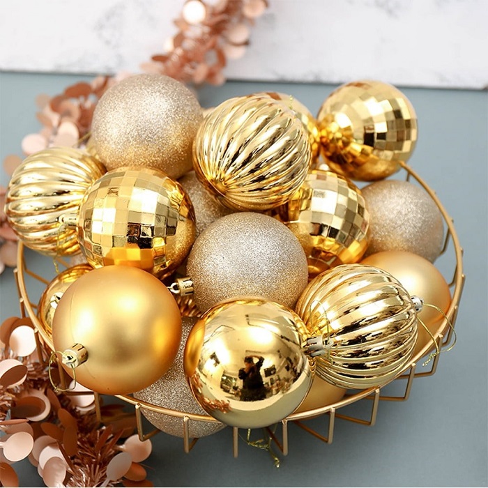 Deck the bowls with glitzy Christmas ornaments