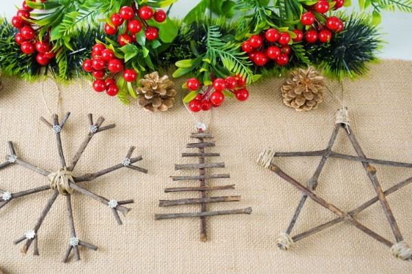 Twig ornaments are the one of cutest Christmas craft ideas