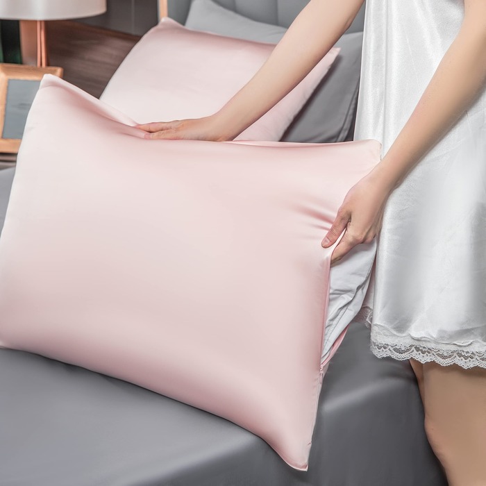Mulberry Silk Pillowcase - Unique Birthday Gifts For Sister