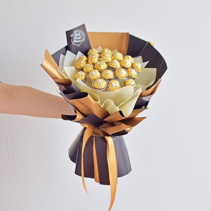 A Chocolate Bouquet As A Great Gift Husband For Valentine'S Day