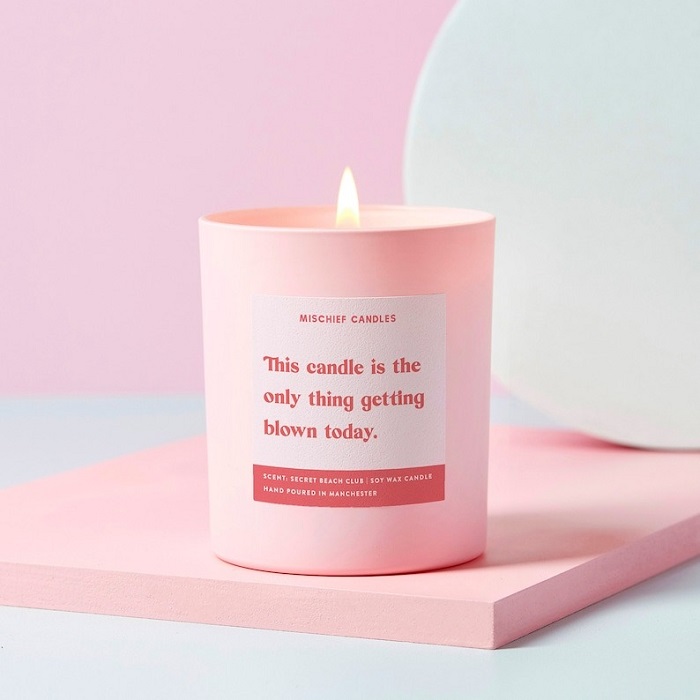 Humorous candle: gag gifts for girlfriend
